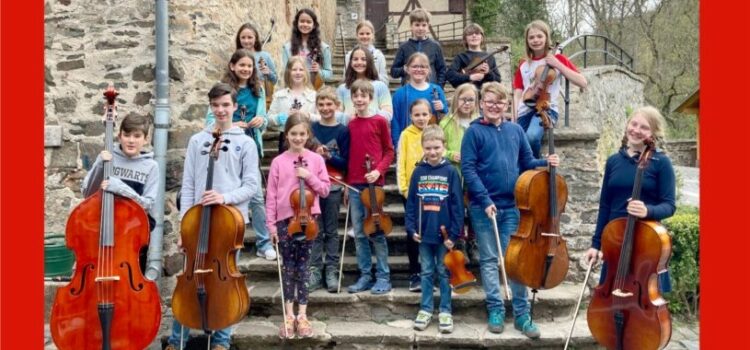 Konzertplakat (Ausschnitt) "Let's fiddle and dance!", das Sommerprojekt der Streicherbande, 2023 Special Guests: Schwanstreicher, Streicherflöhe und ein Streichquartett